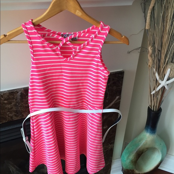 Set of 3 girls dresses! - Picture 2 of 5